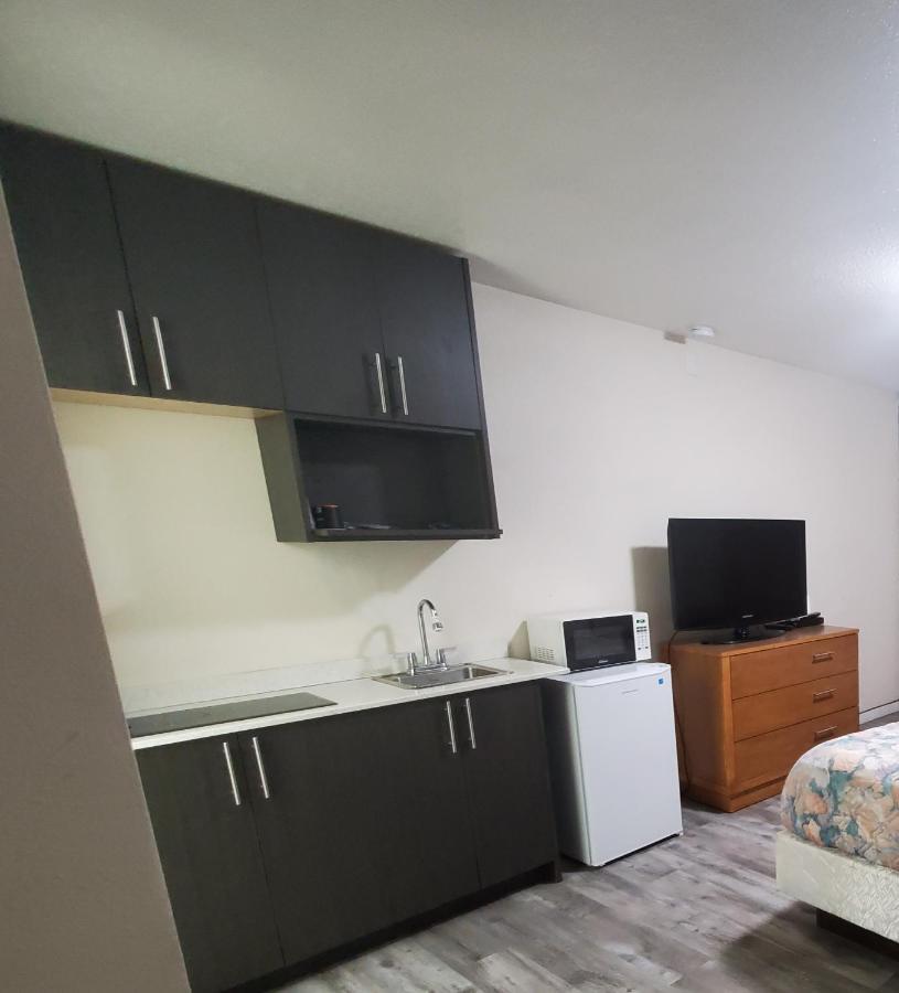 Downtown Motel Prince George Zewnętrze zdjęcie