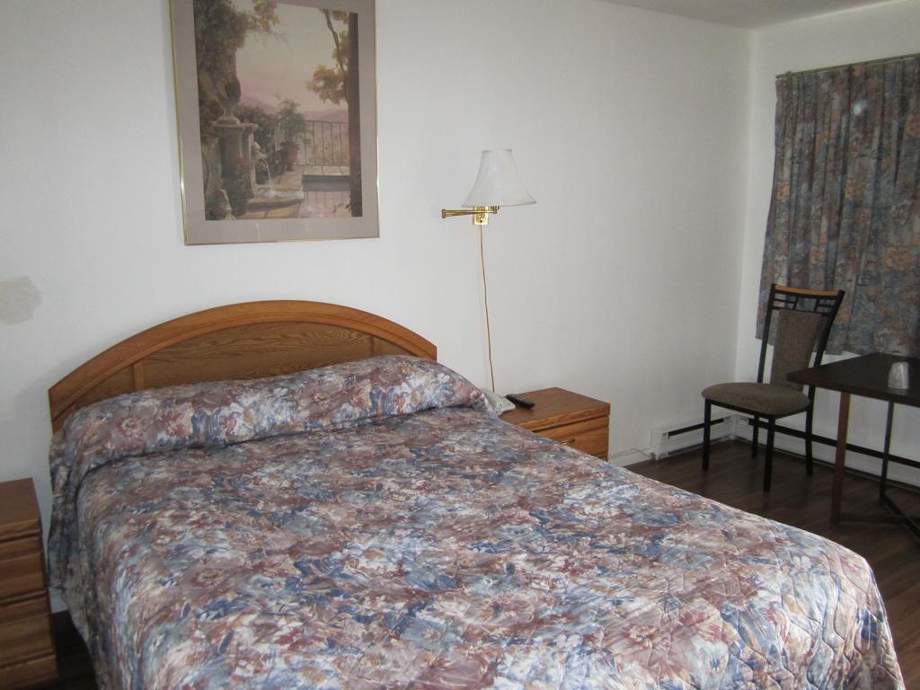 Downtown Motel Prince George Pokój zdjęcie