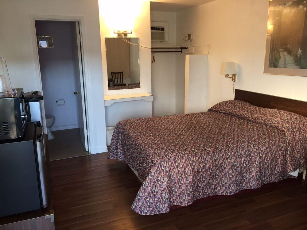 Downtown Motel Prince George Zewnętrze zdjęcie